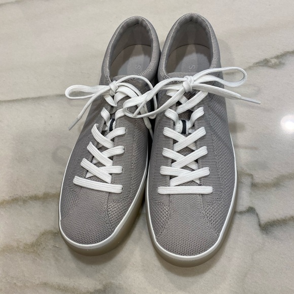 Rothy’s Sneakers size 9 Storm Gray NWOT - Picture 15 of 15